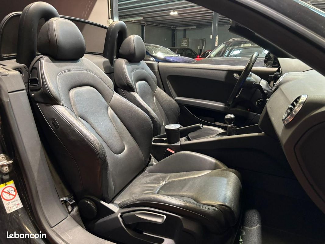 AUDI TT Roadster 2.0 TFSI - 200CV - ENTRETIEN SUIVI - CARPLAY (image 21)