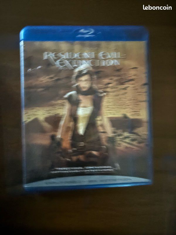 Bluray résident evil extinction (image 1)