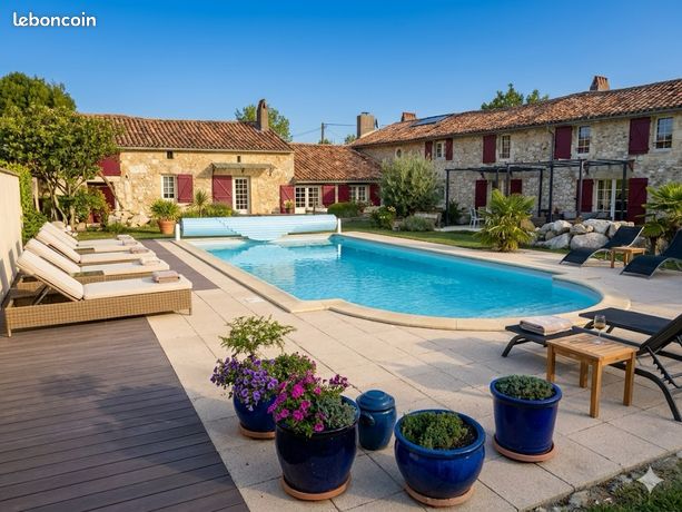 Propriété 10 pièces 450 m²