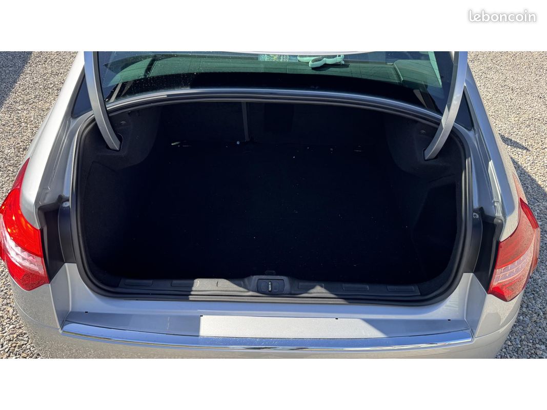 CITROEN C5 2.7 V6 HDi 24V BVA Exclusive (image 24)