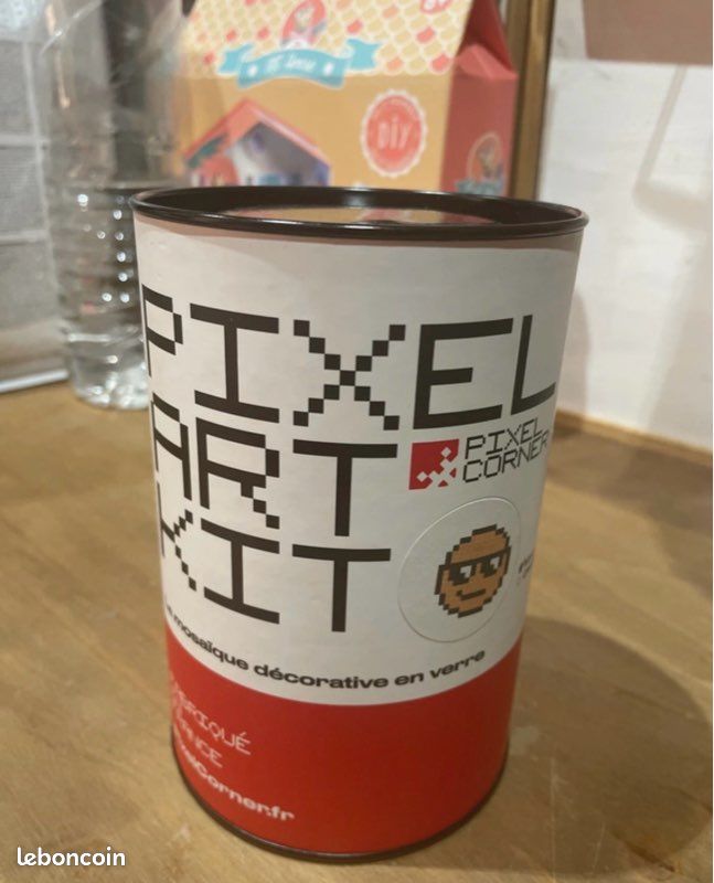 Kit DIY pixel art Tiny - Rouge - Pixel Corner Kit DIY pixel art Tiny - Rouge - Pixel Corner