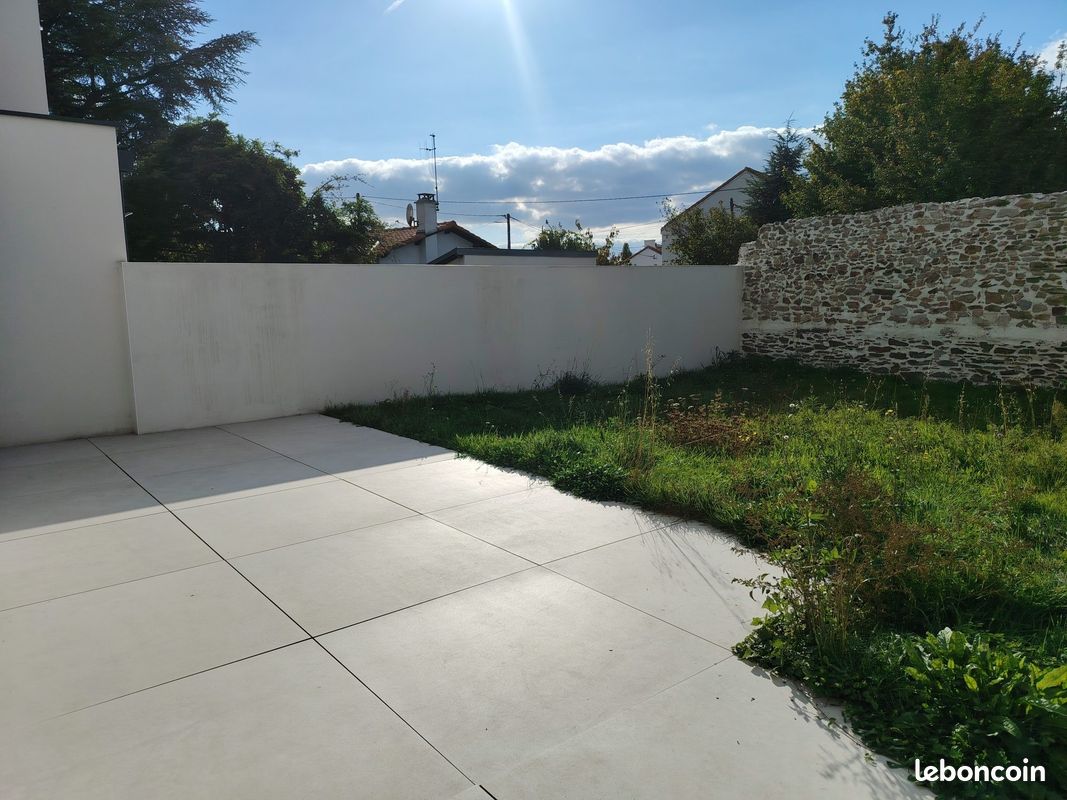 Maison a louer saint-sebastien-sur-loire - 5 pièce(s) - 130 m2 - Surfyn