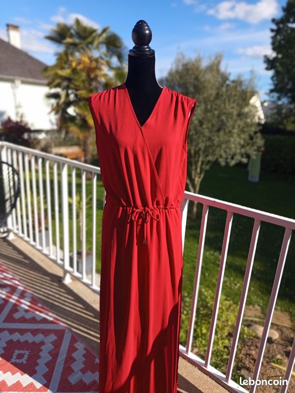 Robe longue sans manches (image 2)
