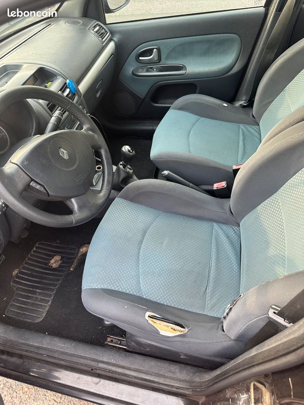 Clio 2 (image 3)