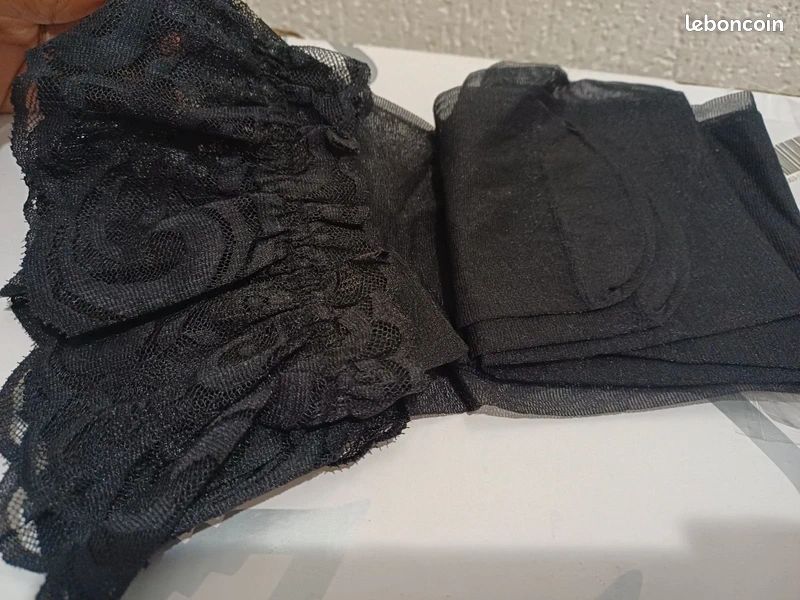 Bel ensemble lingerie (neuf) (image 11)