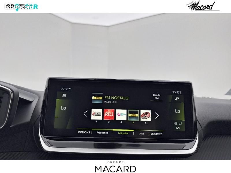 Peugeot 208 1.2 PureTech 100ch S&S Roadtrip (image 15)