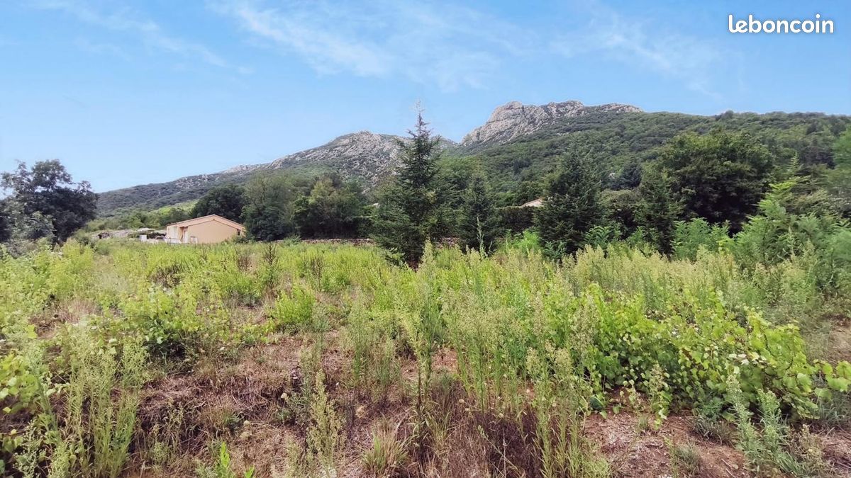 Terrain 1130 m² · à Colombières-sur-Orb · 149 000 €