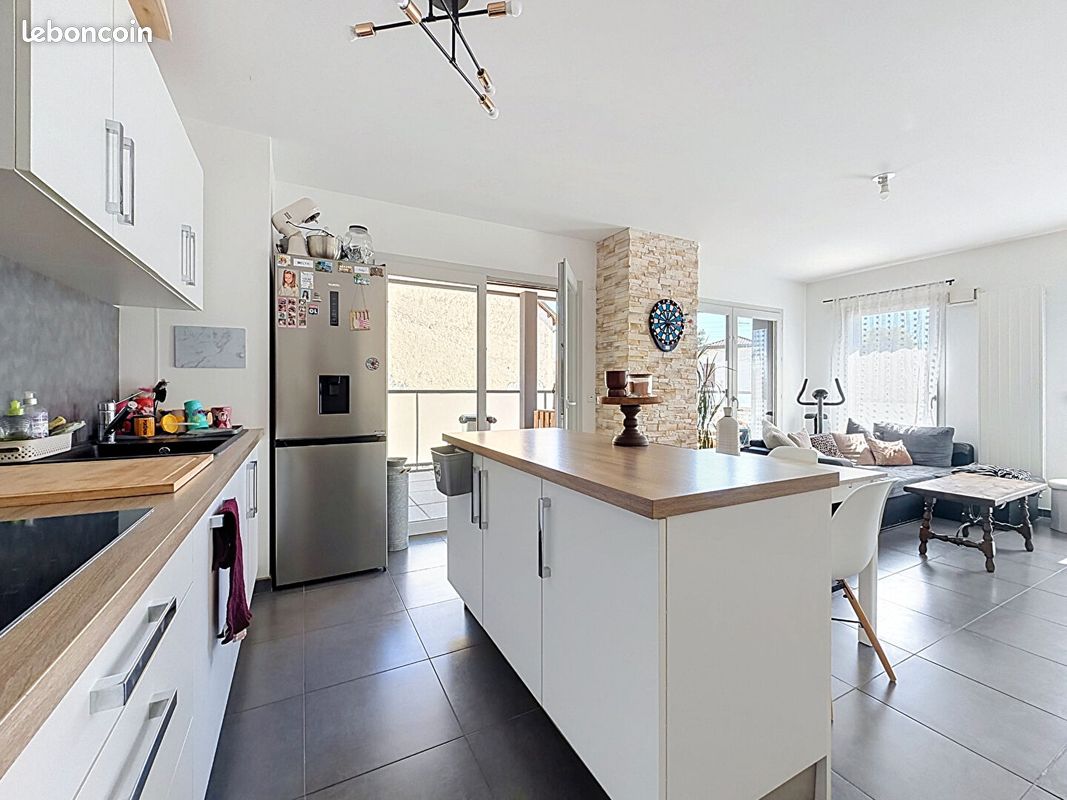Appartement 3 pièces 73 m² · à Rillieux-la-Pape · 73 m² · 279 000 €