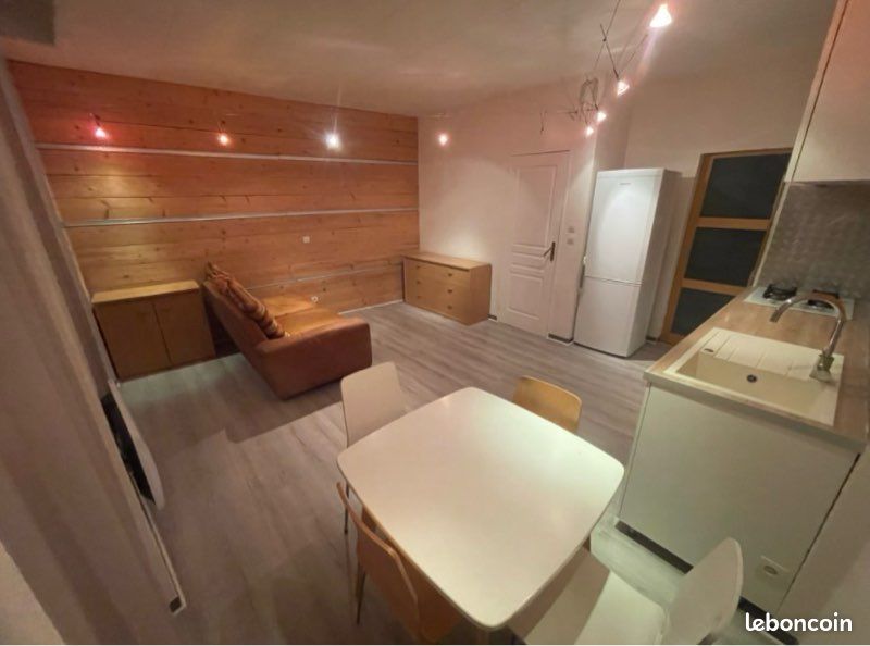 Appartement 2 pièces 38 m² · à Trets · 38 m² · 700 €/mois