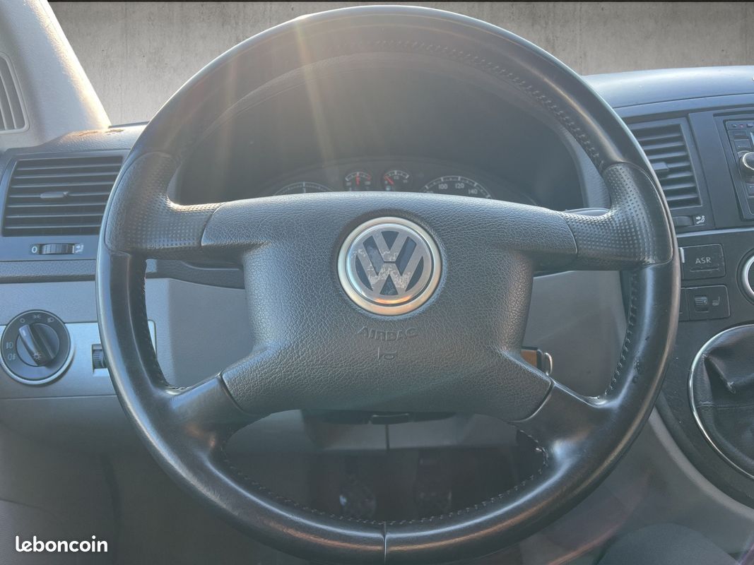 VOLKSWAGEN MULTIVAN 2.5 TDI 130 FAP Confort (7pl) (image 10)