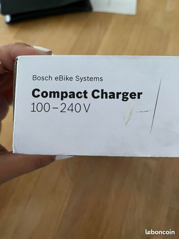 Batterie Bosch PowerTube 400 + chargeur (image 6)