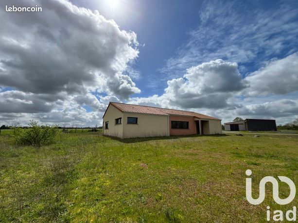 Immeuble 340 m² Mauléon