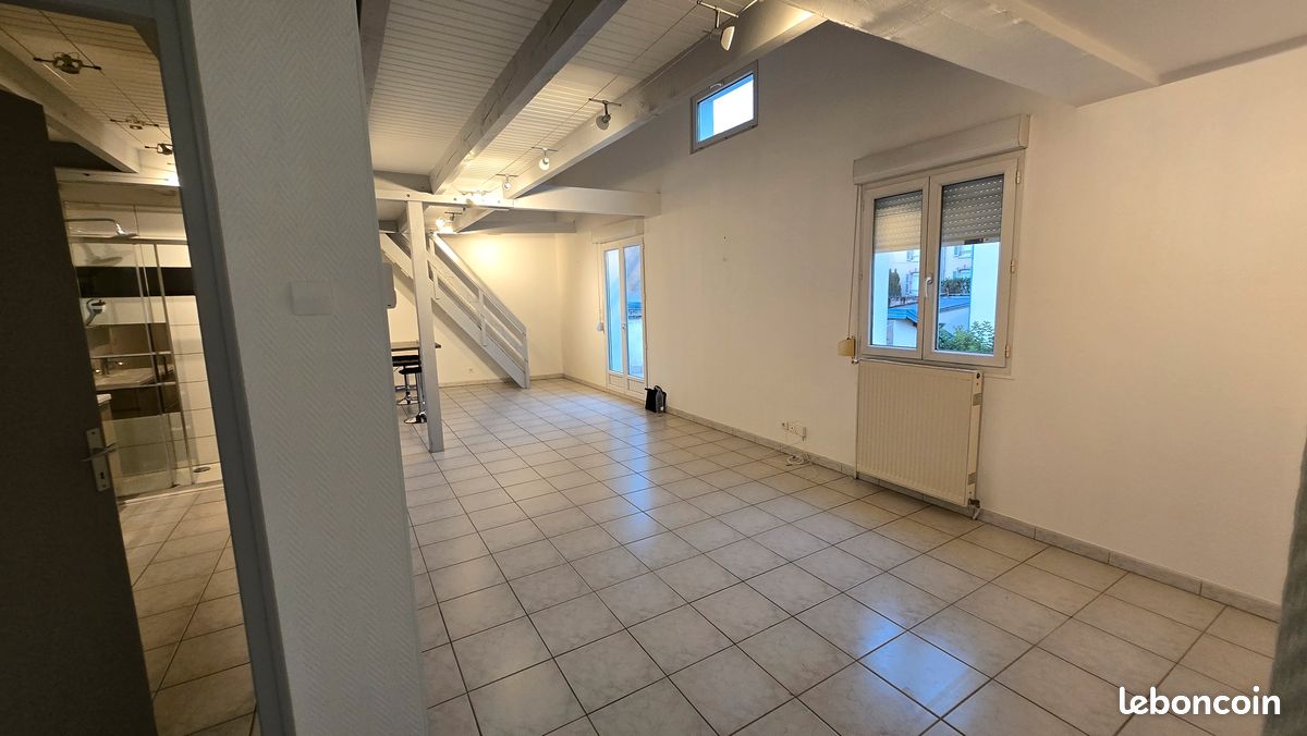 Appartement a louer vesoul - 3 pièce(s) - 95 m2 - Surfyn