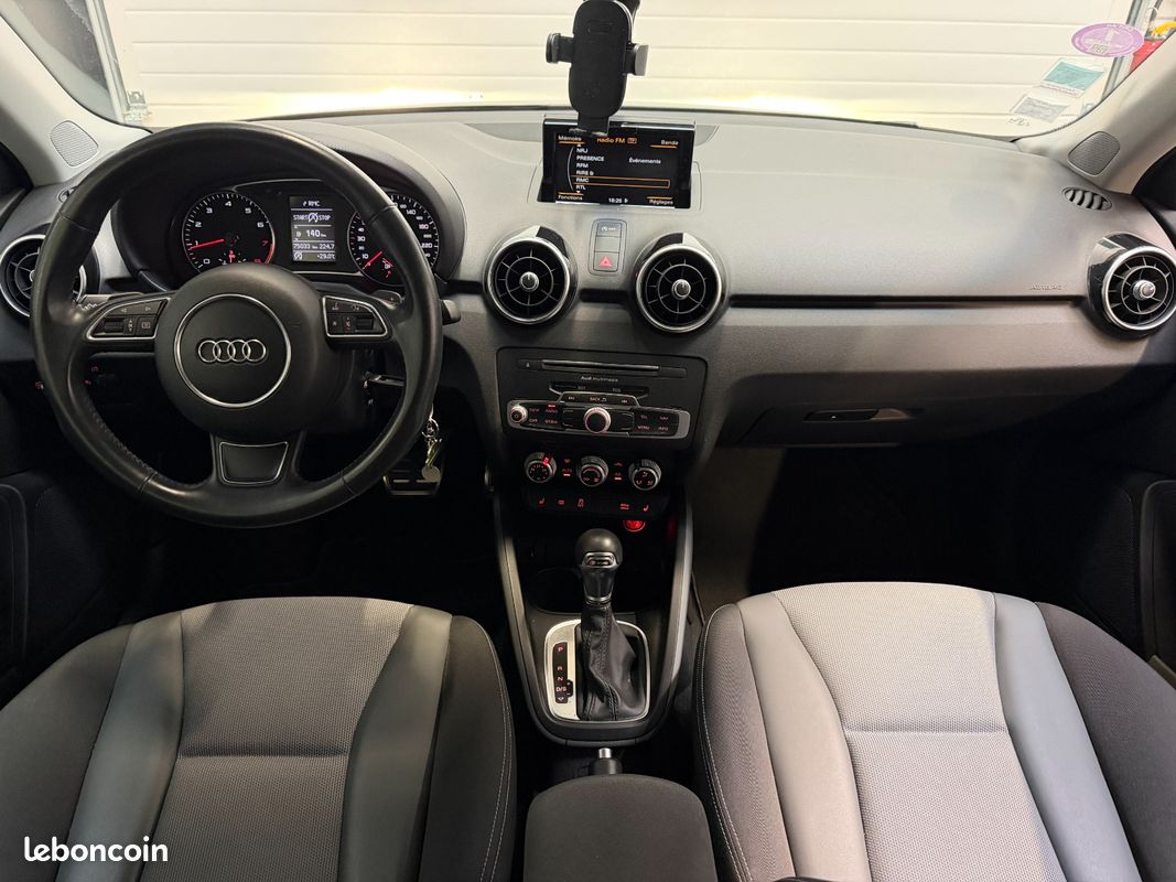 AUDI A1 A1 1.8 TFSI 192 S tronic S line + SIÈGES AV CHAUFFANTS + DRIVE SELECT + RADAR AR + FULL LED (image 9)