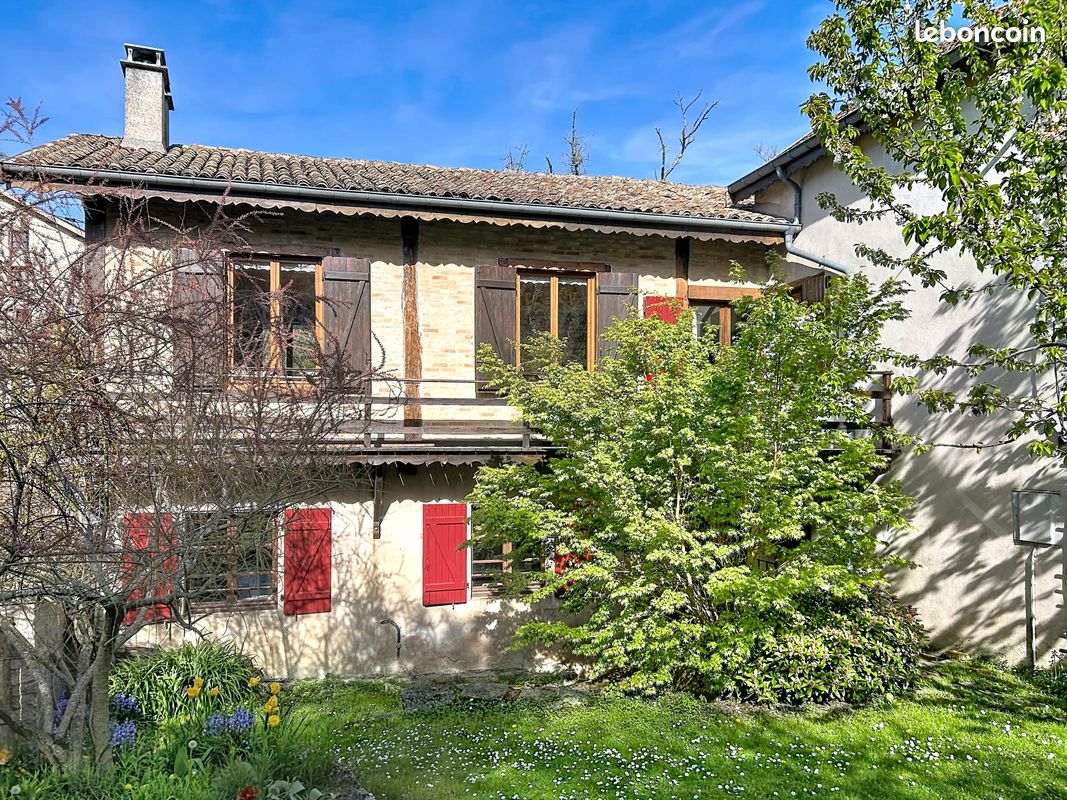 Maison 8 pièces 197 m² · à Commercy · 197 m² · 175 000 €