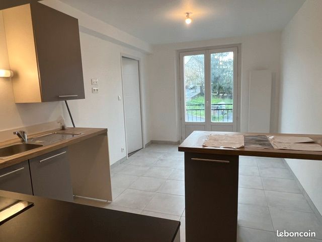 Appartement 2 pièces 49 m² · à Saint-Flour · 49 m² · 520 €/mois