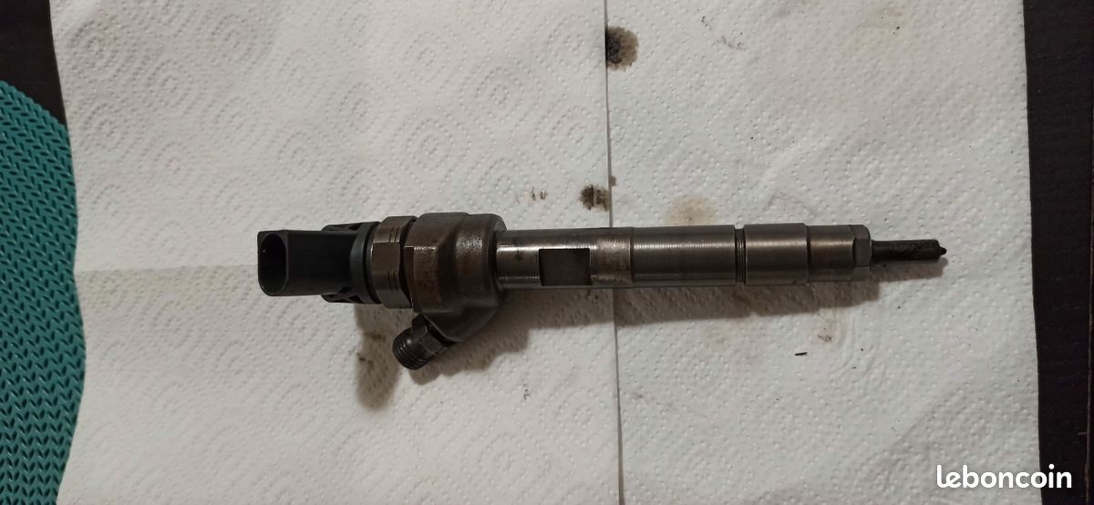 Injecteur BMW N47 N57 (image 1)