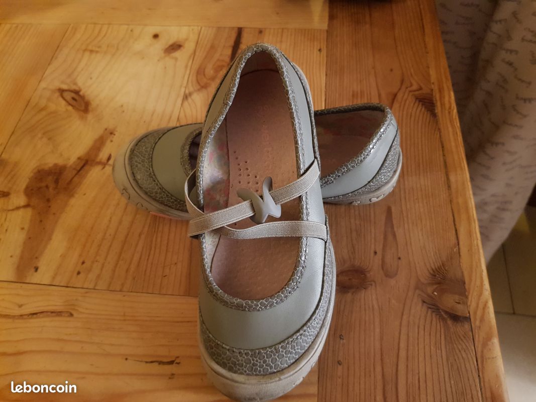 Babies gris clair Verbaudet fille. Pointure 29 (image 1)