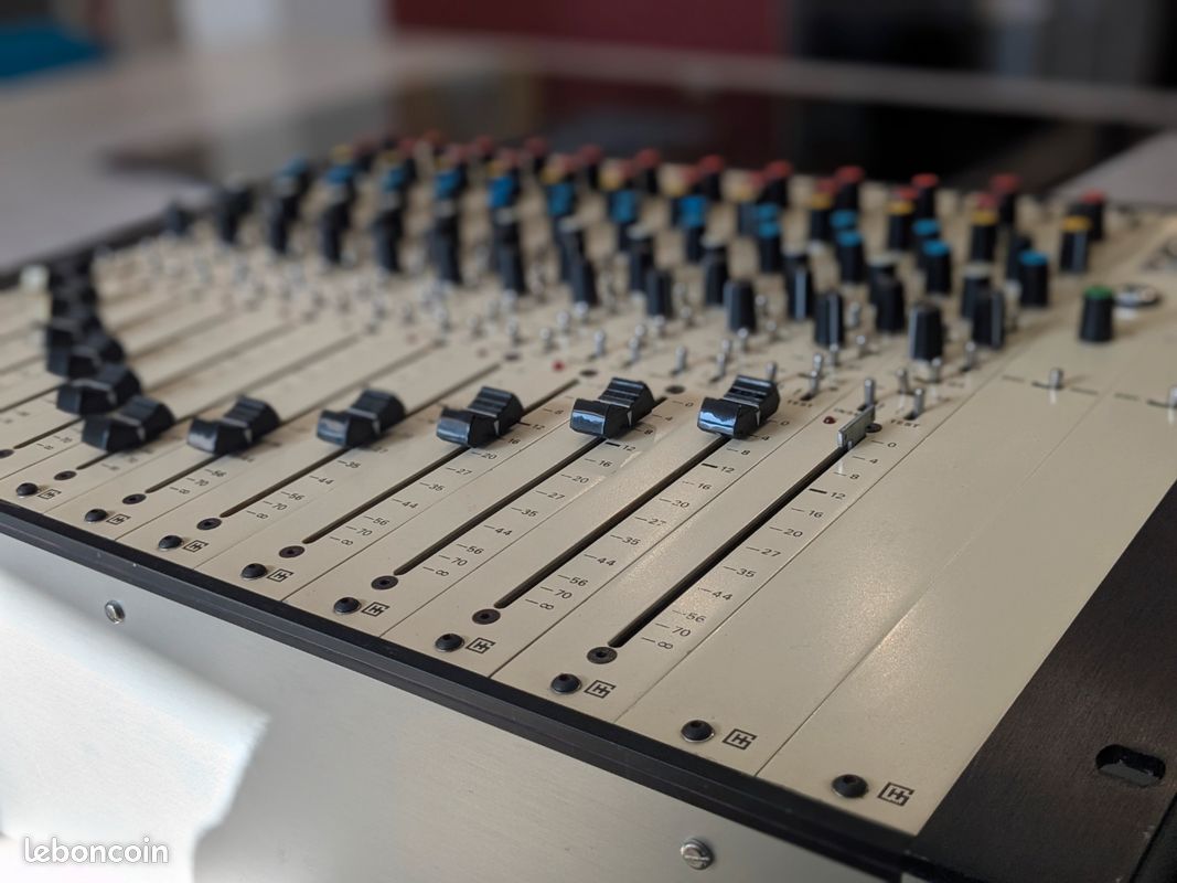 Tranche de console d'occasion - Instruments de musique - - page 3