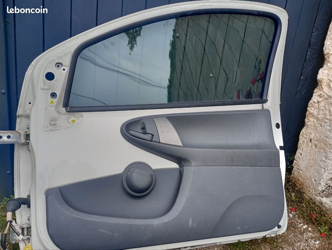 Porte passager c1 (image 2)