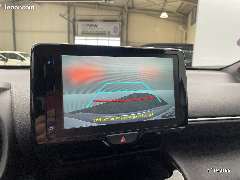 Toyota Yaris Cross HYBRIDE 116h 2WD Design (image 14)