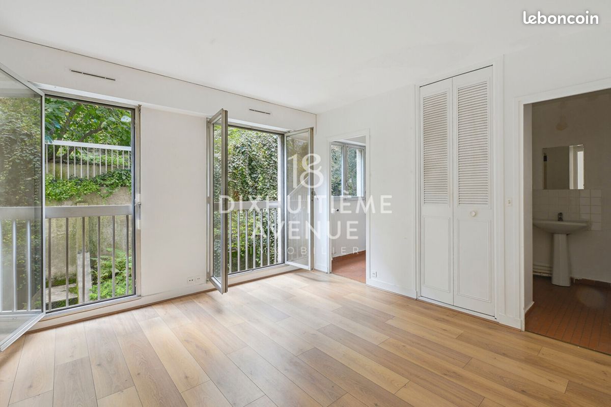 Appartement 1 pièce 25 m² · à Paris · 25 m² · 235 000 €
