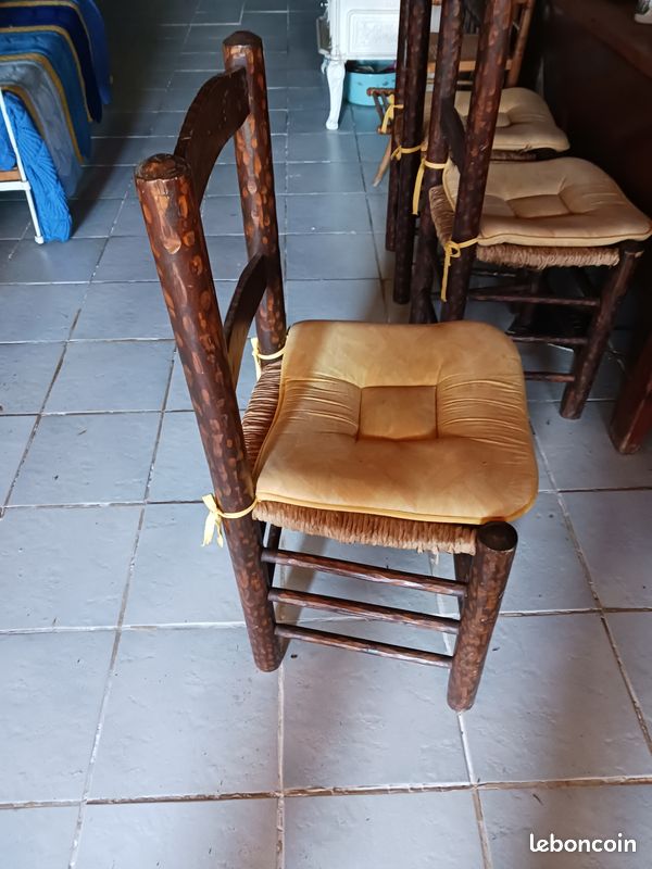 Chaise de tablea (image 1)