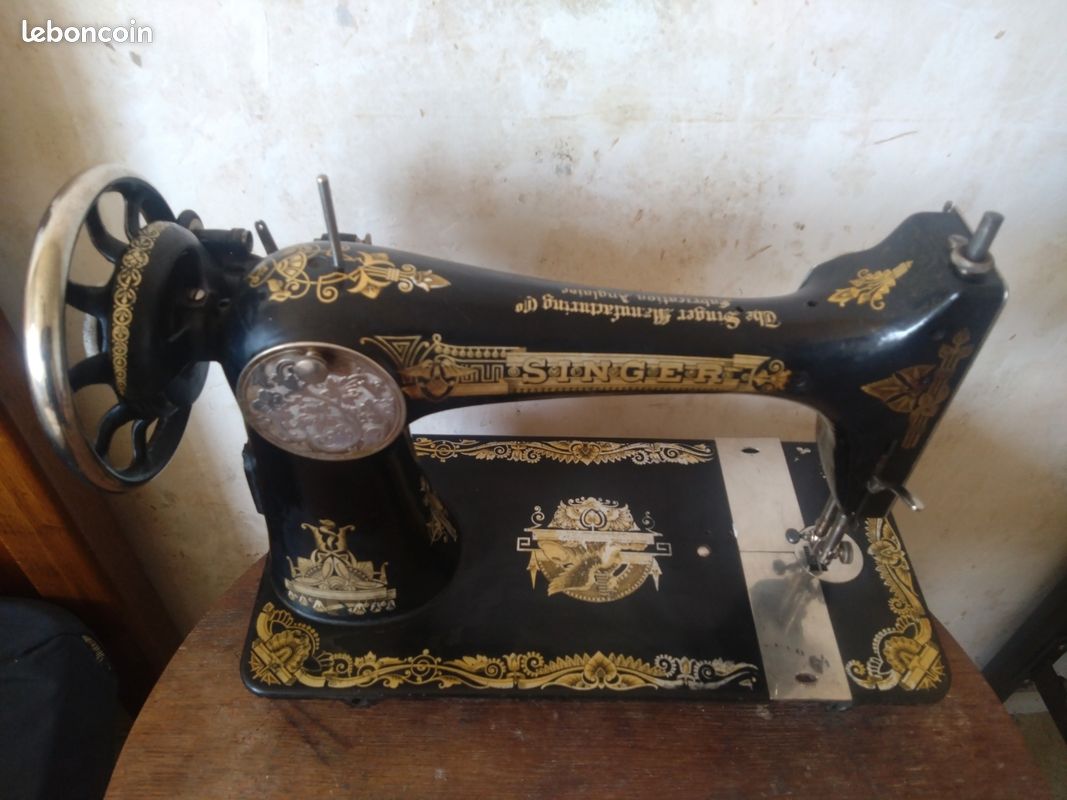 Machine a coudre singer 221 - Équipements industriels