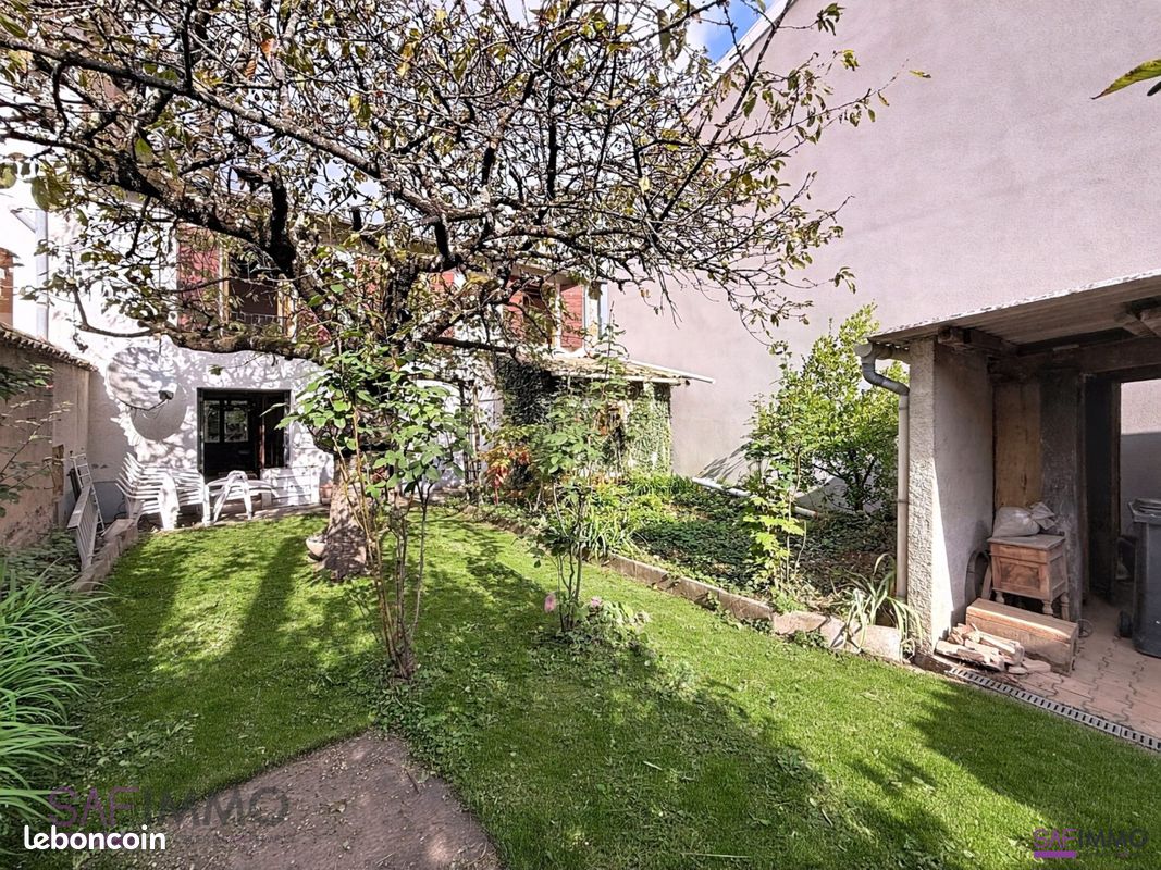 Maison 5 pièces 110 m² · à Chaponost · 110 m² · 355 000 €