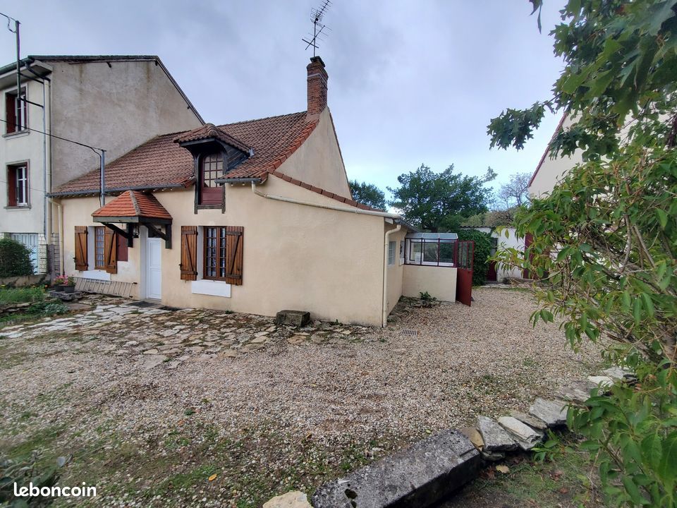 Maison 3 pièces 60 m² · à Vierzon · 60 m² · 75 000 €