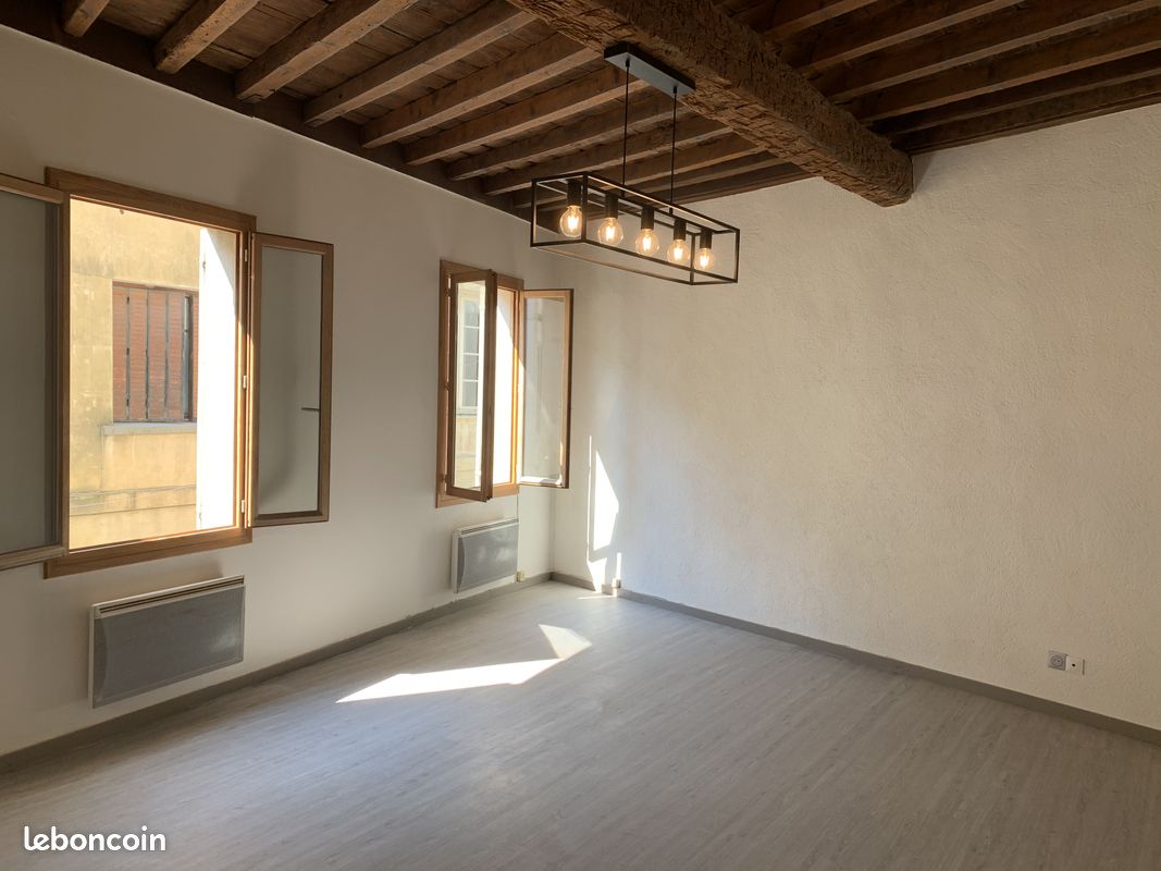 Appartement 3 pièces 67 m² · à Tarascon · 67 m² · 750 €