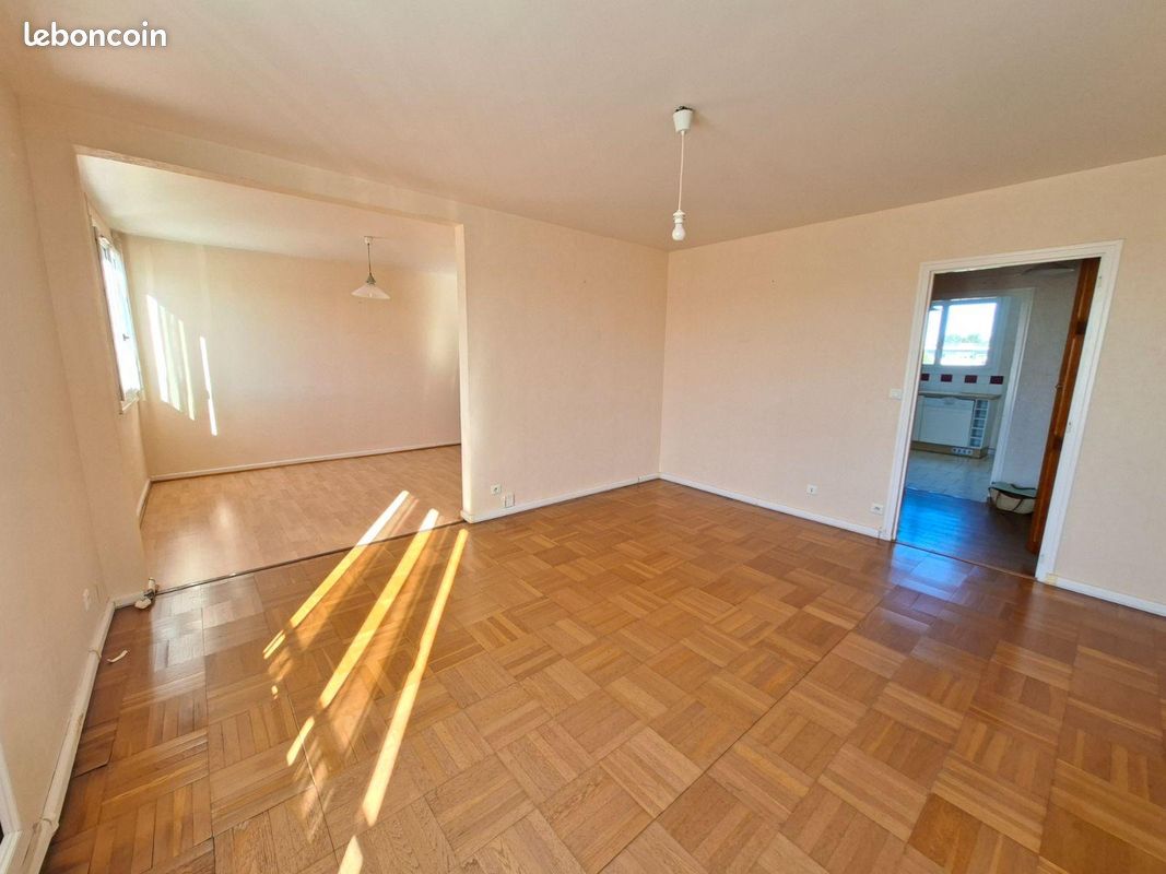 Appartement 6 pièces 92 m² · à Coulaines · 92 m² · 127 400 €