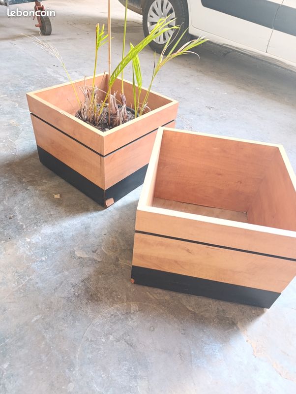 2 gros caches pot 47x35 (image 2)