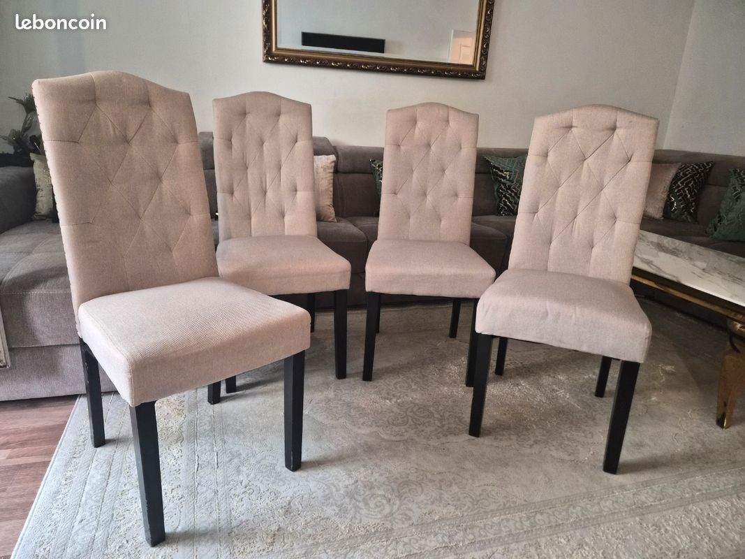 Lot de 4 chaises capitonnées (image 1)