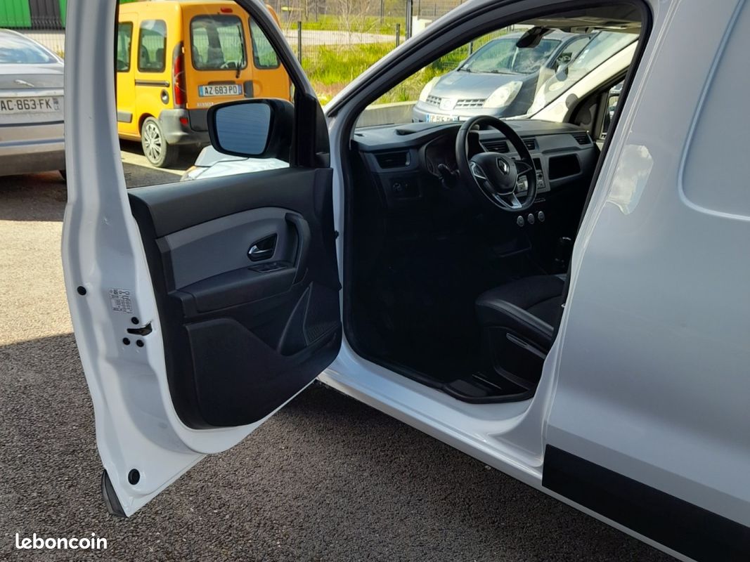 Renault express van blue dci 95 confort prix 10000 ht (image 15)
