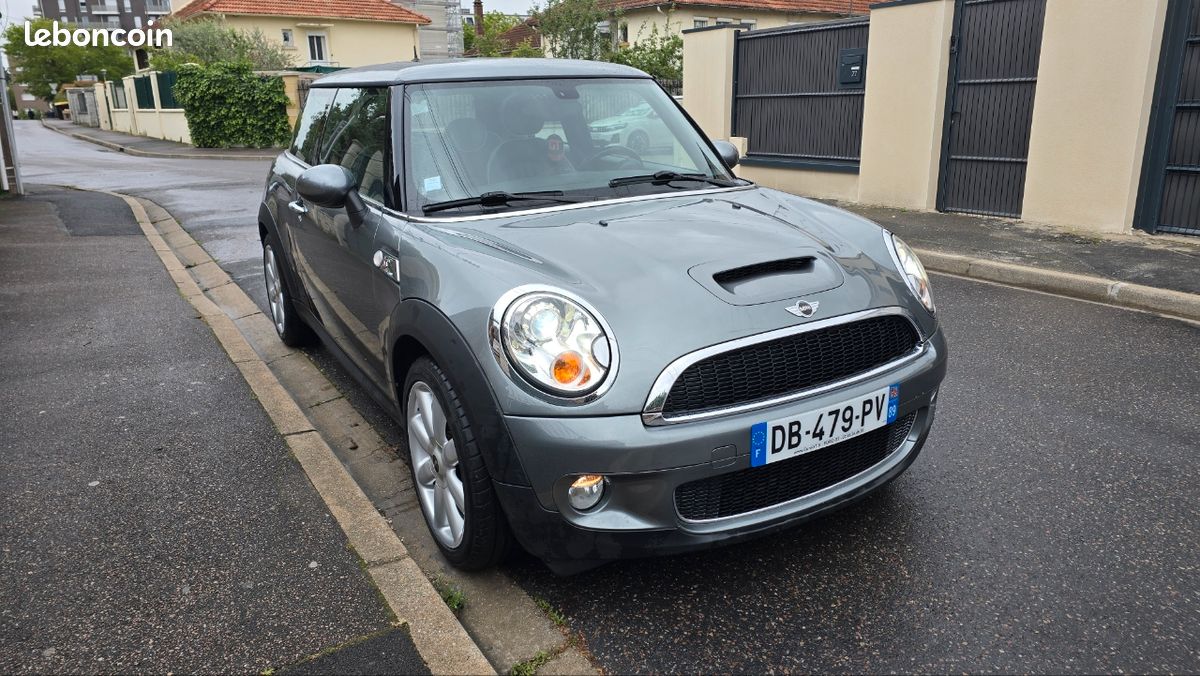 Mini Cooper S (image 1)
