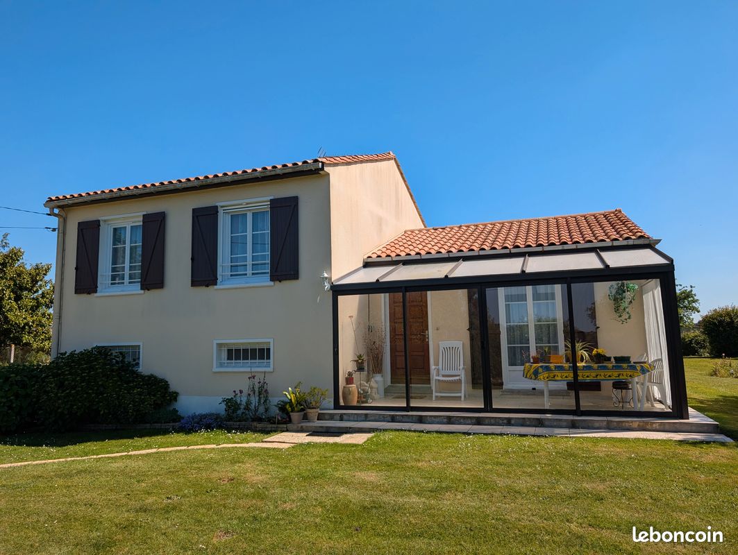 Maison 5 pièces 80 m² · à Savigny-Lévescault · 80 m² · 162 000 €