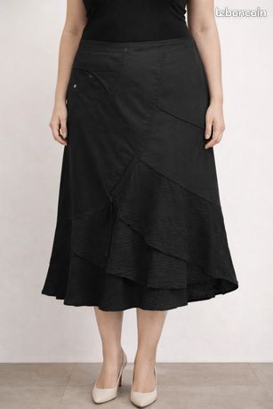 Robe Femme Noire Taille 4 (40/42) - Marque 2026 - Occasion Très Bon état - Longueur Mollet
