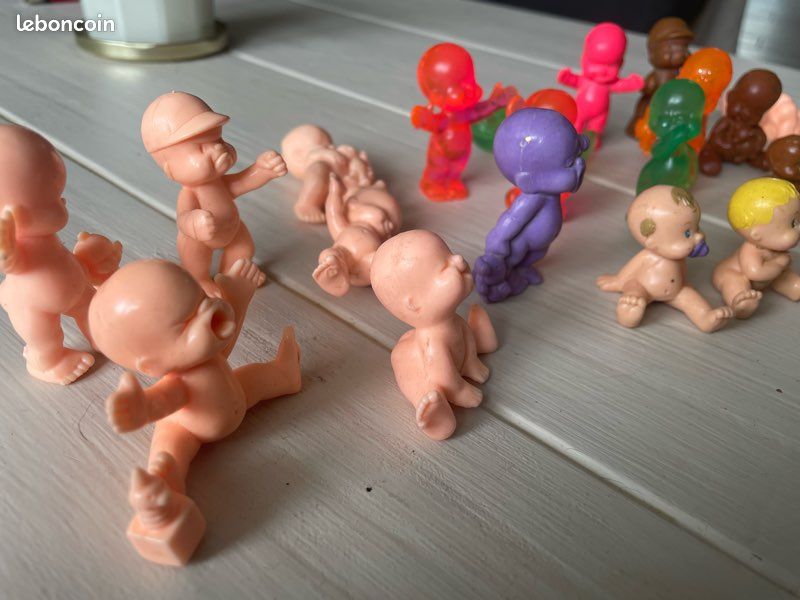 Lot De 27 Mini Babies Magic Babies - Poupées Vintage Années 90 - Occasion