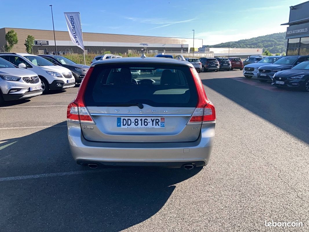 VOLVO V70 D4 181 ch Stop&Start Momentum Geartronic A (image 6)