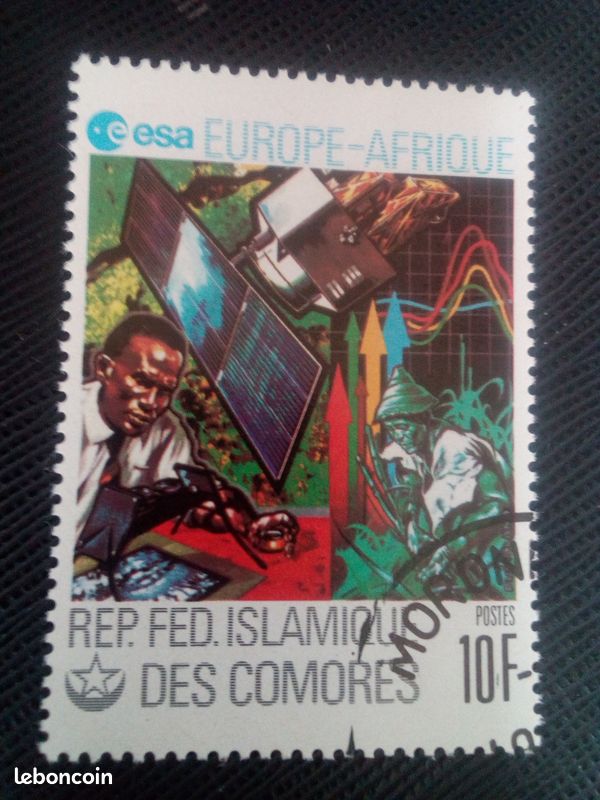 TIMBRE COMORES Y T 249 Europe-Afrique , Satellite 1978 ( 010408 ) (image 1)