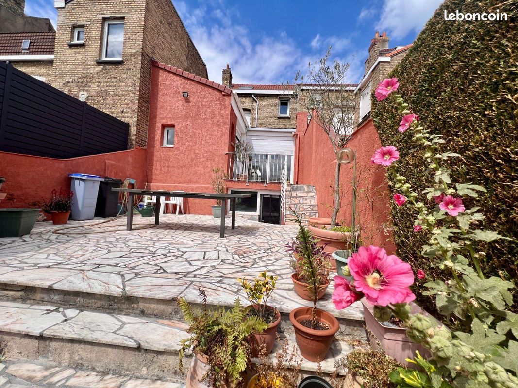 Maison 4 pièces 120 m² · à Coudekerque-Branche · 120 m² · 271 180 €