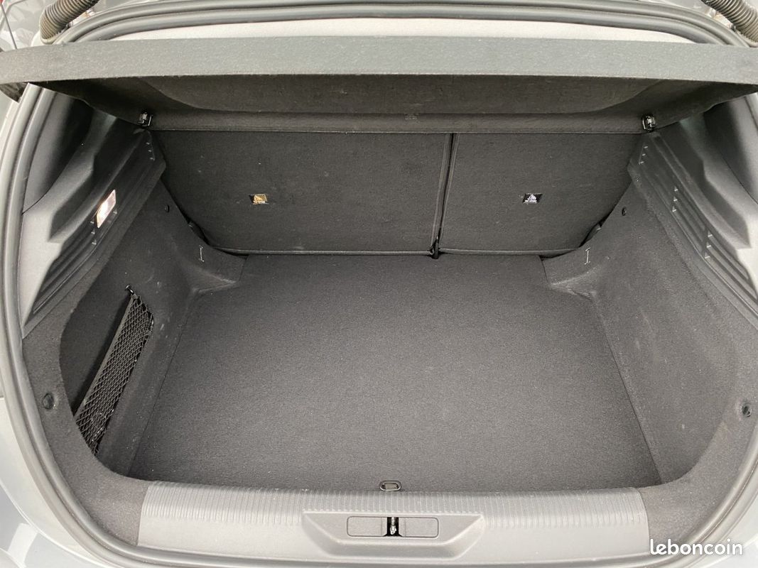 Peugeot 308 (3) Hybrid 136 e-DCS6 ACTIVE PACK (image 18)