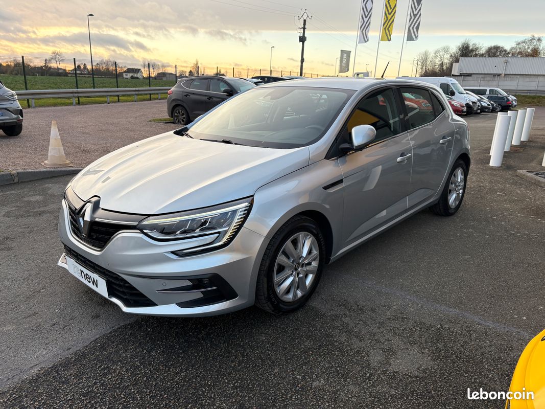 Megane 4 (image 4)