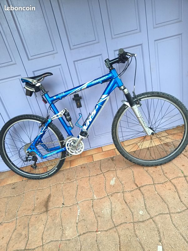 Vtt giant NRS Vélos