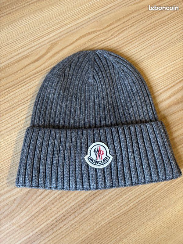 Lot de bonnets – Vente en gros – Idéal revendeurs (image 1)