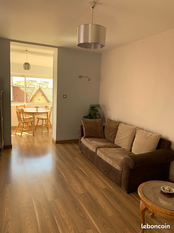 Appartement 5 pièces 70 m² · à Marseille · 70 m² · 460 €