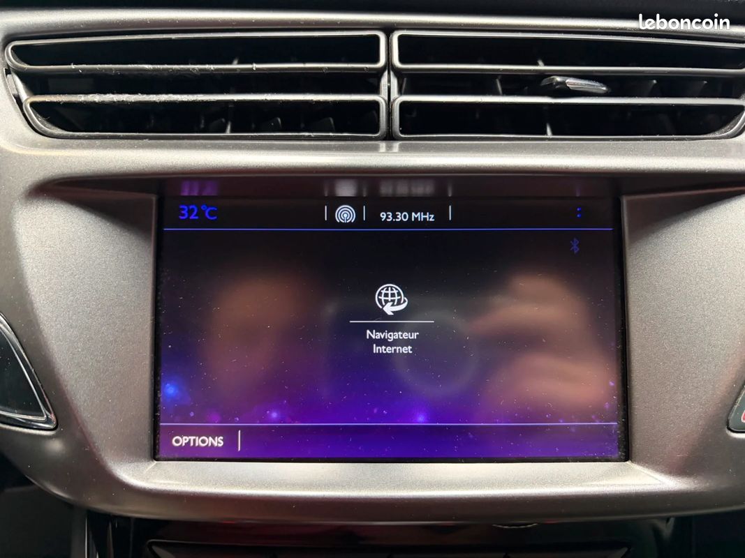 DS DS 3 BlueHDi 120 S&S BVM6 So Irrésistible EDITION INES DE LA FRESSANGE (image 28)