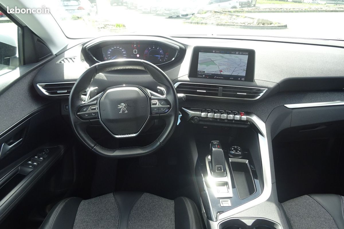 Peugeot 3008 1.2 PURETECH 130CH ALLURE S&S EAT8 109G (image 8)