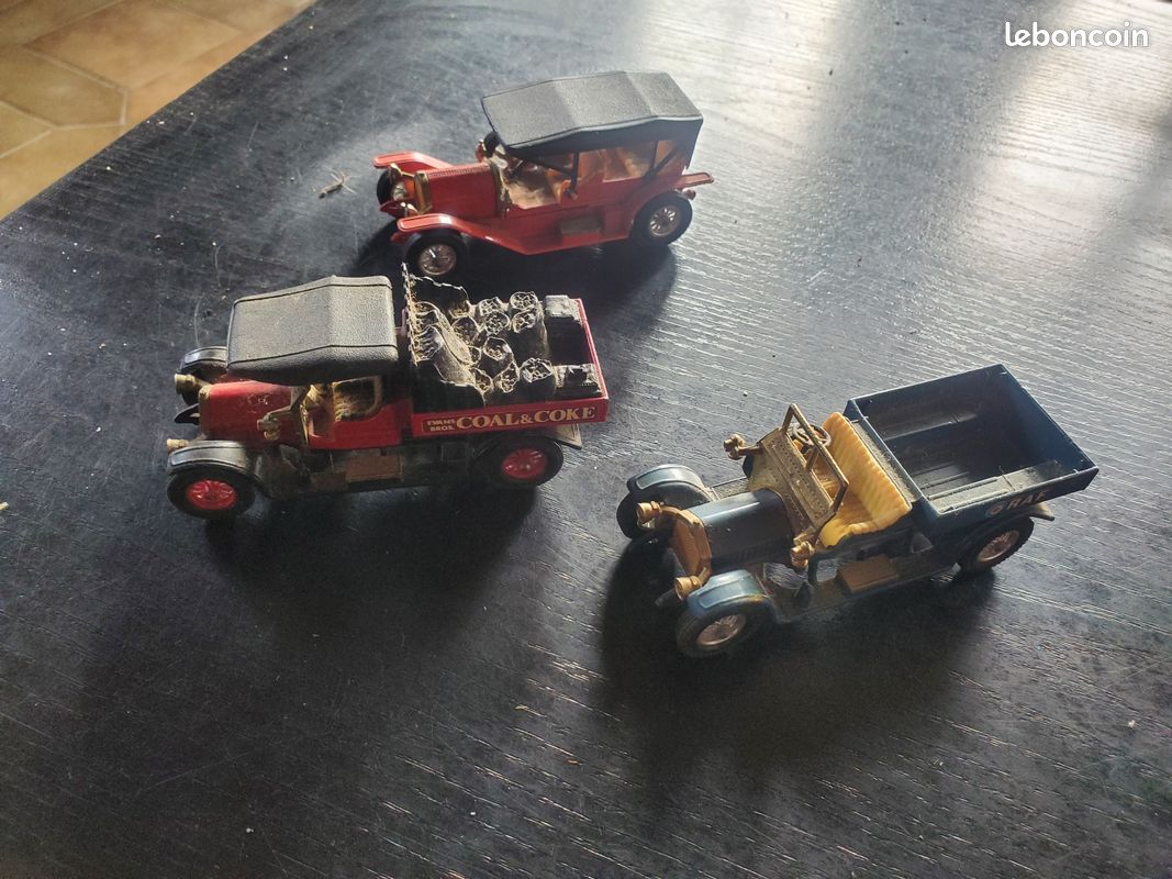 Lot 3 matchbox anciennes (image 2)